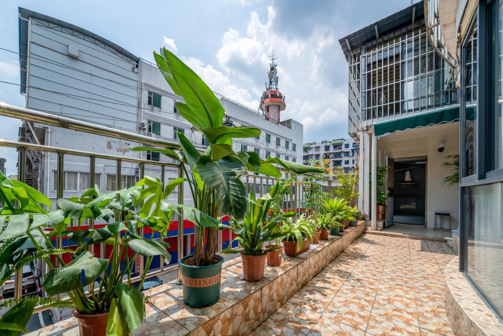 Fish House Youth Hostel Guilin Exterior foto